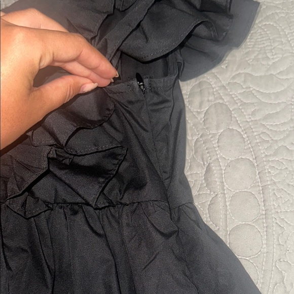 Entro Black Ruffled Ruched Mini Dress - Picture 5 of 6